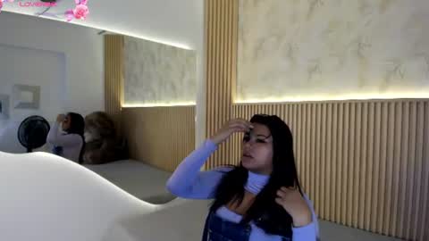 Snapshot of liss_reyes chatting on 17, 6, 2026 Liss online show from 17, 6, 2026