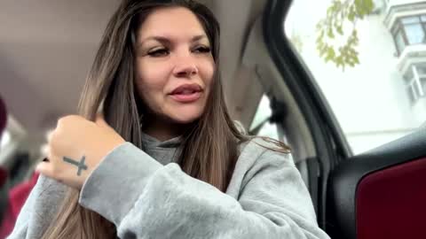 Snapshot of lissa__1 chatting on 5, 11, 2025 Lissa online show from 5, 11, 2025