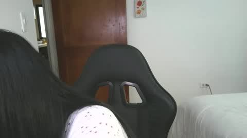 Lissafeethot online show from 15, 11, 2025