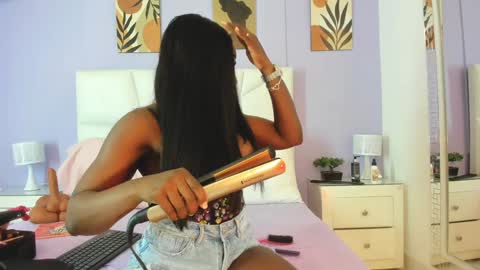 Snapshot of lissetlong69 chatting on 16, 12, 2024 Lisseth Long online show from 16, 12, 2024