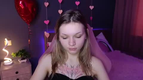 Lena online show from 18, 2, 2025