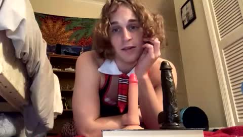 Peaches online show from 13, 10, 2025