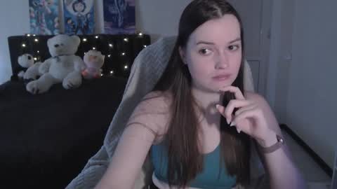 Snapshot of little__flowers chatting on 29, 11, 2025 little__flowers online show from 29, 11, 2025