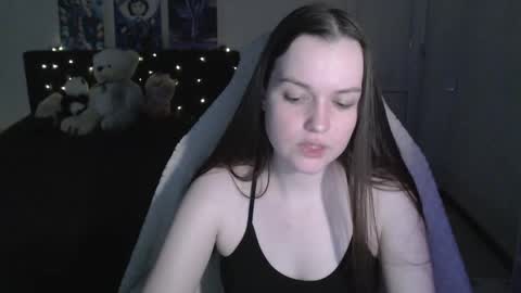 little__flowers online show from 7, 4, 2026