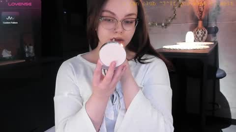 Snapshot of little_bambii_ chatting on 2, 1, 2025 Eva online show from 2, 1, 2025