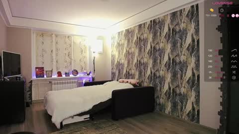 Birdy online show from 25, 1, 2025