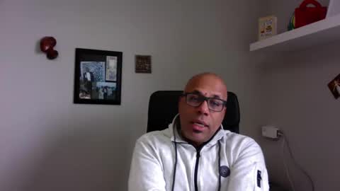 Snapshot of little_buddha chatting on 9, 1, 2025 Pure Black Power online show from 9, 1, 2025