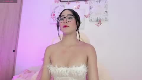 Snapshot of little_channel_ chatting on 26, 6, 2026 online show from 26, 6, 2026