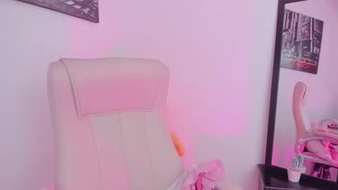 Help me reach 100 likes online show from 19, 2, 2025