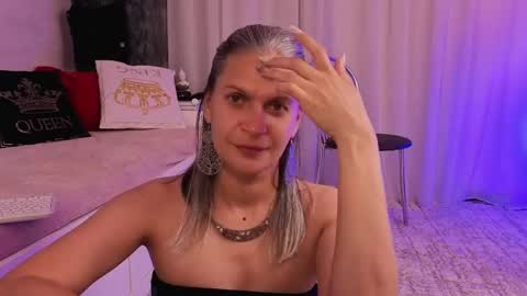 Snapshot of little_heart_andreea chatting on 26, 5, 2026 little_heart_andreea online show from 26, 5, 2026