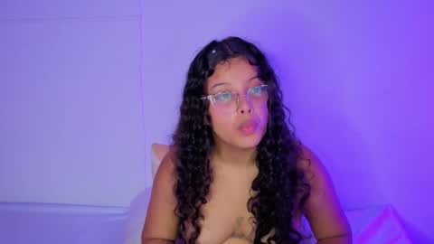 little_lilith_apple online show from 13, 11, 2025