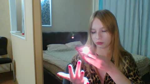 Snapshot of little_mariaa chatting on 14, 12, 2025 Maria online show from 14, 12, 2025