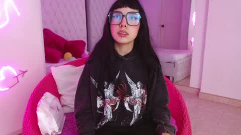 Paulette online show from 1, 4, 2026