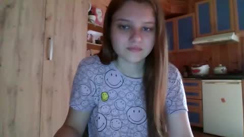 Snapshot of little_shygirl_ chatting on 15, 9, 2025 little_shygirl_ online show from 15, 9, 2025