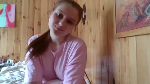 Snapshot of little_shygirl_ chatting on 17, 9, 2025 little_shygirl_ online show from 17, 9, 2025