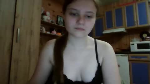 Snapshot of little_shygirl_ chatting on 3, 10, 2025 little_shygirl_ online show from 3, 10, 2025