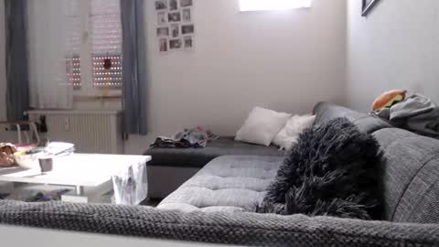 little_sow online show from 25, 4, 2026