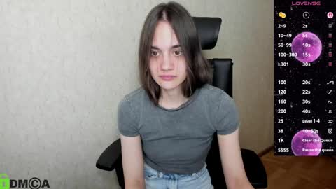 Snapshot of littleashleyy chatting on 18, 4, 2026 littleashleyy online show from 18, 4, 2026