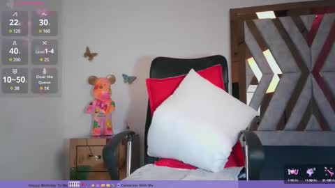 Snapshot of littleaysheel chatting on 1, 2, 2025 littleaysheel online show from 1, 2, 2025