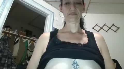 Snapshot of littlebigsquirt7945 chatting on 6, 6, 2026 Sady Jayne online show from 6, 6, 2026