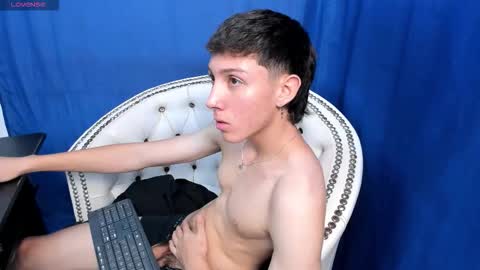Snapshot of littledanny_ chatting on 2, 10, 2025 DANNY online show from 2, 10, 2025