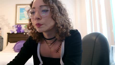 littledeathtrap online show from 31, 3, 2026