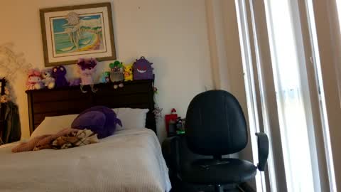 littledeathtrap online show from 6, 4, 2026