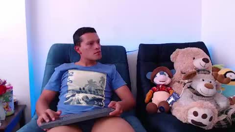 Snapshot of littledicklatin chatting on 12, 6, 2026 Manu online show from 12, 6, 2026