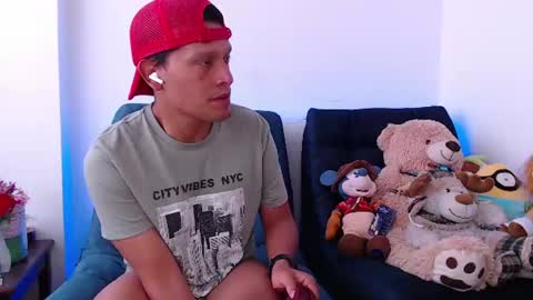 Snapshot of littledicklatin chatting on 3, 7, 2026 Manu online show from 3, 7, 2026