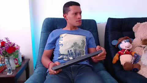 Snapshot of littledicklatin chatting on 27, 7, 2026 Manu online show from 27, 7, 2026