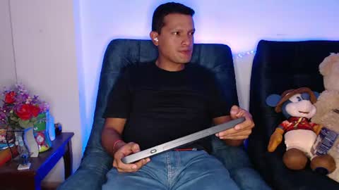 Snapshot of littledicklatin chatting on 2, 8, 2026 Manu online show from 2, 8, 2026