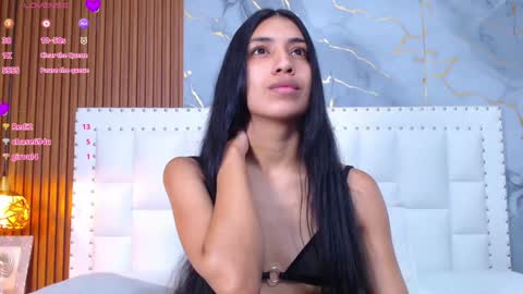 Snapshot of littlee_emilyy_ chatting on 18, 1, 2025 Emily online show from 18, 1, 2025