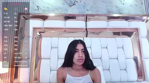 Snapshot of littlee_emilyy_ chatting on 27, 2, 2025 Emily online show from 27, 2, 2025