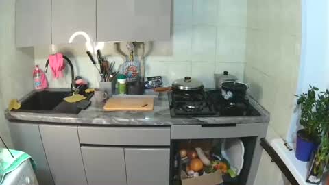 Snapshot of littlehappines chatting on 19, 11, 2025 littlehappines online show from 19, 11, 2025