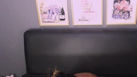 Snapshot of littleindianmilf chatting on 8, 1, 2025 littleindianmilf online show from 8, 1, 2025