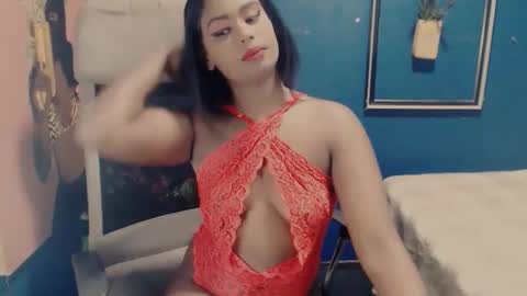 Snapshot of littleindianmilf chatting on 26, 9, 2025 littleindianmilf online show from 26, 9, 2025