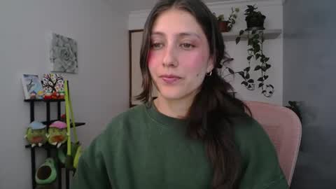 Snapshot of littlelaksmi chatting on 13, 6, 2026 Laksmi online show from 13, 6, 2026