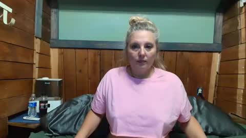 Snapshot of littlelisa1 chatting on 4, 5, 2026 lisanixs online show from 4, 5, 2026