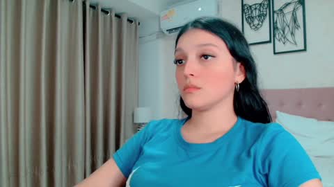 Snapshot of littlemolly_pregnant chatting on 3, 1, 2025 Sarahs Room online show from 3, 1, 2025