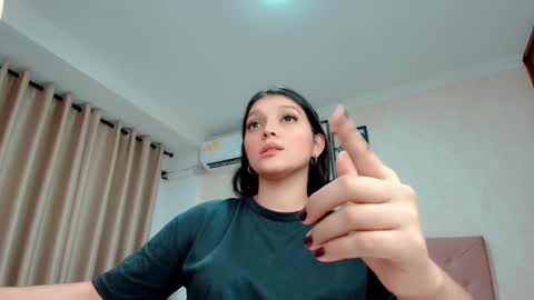 Snapshot of littlemolly_pregnant chatting on 20, 2, 2025 Sarahs Room online show from 20, 2, 2025