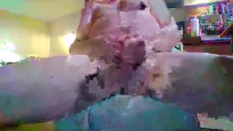 Snapshot of littlepetey17 chatting on 6, 12, 2024 littlepetey17 online show from 6, 12, 2024