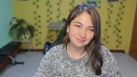 Snapshot of littleprety6969 chatting on 24, 4, 2026 Mia Wednesday to Sunday 730 am to 1030 am Colombian Hour D online show from 24, 4, 2026