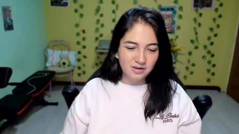 Snapshot of littleprety6969 chatting on 16, 5, 2026 Mia Wednesday to Sunday 730 am to 1030 am Colombian Hour D online show from 16, 5, 2026