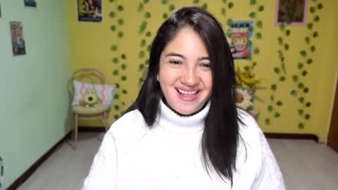 Snapshot of littleprety6969 chatting on 22, 5, 2026 Mia Wednesday to Sunday 730 am to 1030 am Colombian Hour D online show from 22, 5, 2026