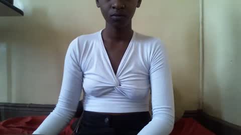 littlesandie online show from 5, 3, 2025