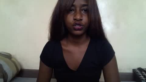 littlesandie online show from 1, 10, 2025