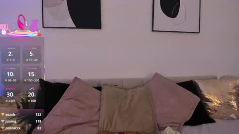    online show from 8, 3, 2025