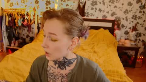 Niki  free tg channel with some photos gifs and info about streams  online show from 29, 9, 2025