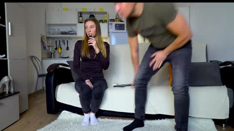 Little Tifany online show from 28, 10, 2025