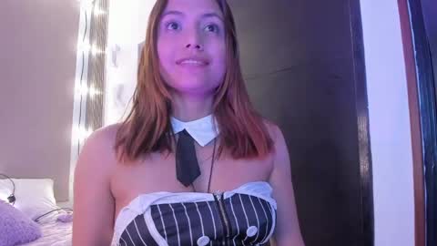 Snapshot of littletammy4u chatting on 19, 4, 2026 Tammy online show from 19, 4, 2026